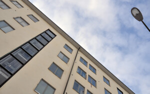 Brf Haubitsen 2, Stockholm Fasad-tak-balkong-renovering SEHED Tresson 2021